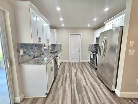 Kitchen - 5375 Ashland Dr, Spring Hill, FL 34606 photo 3 of 3