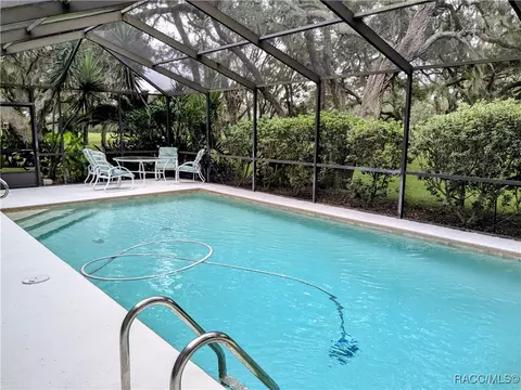 Exterior - 168 E Hartford St, Hernando, FL 34442 photo 3 of 21