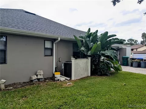Exterior - 168 E Hartford St, Hernando, FL 34442 photo 15 of 21