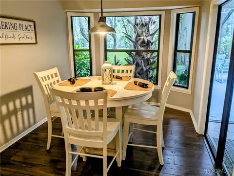 Dining - 168 E Hartford St, Hernando, FL 34442 photo 1 of 1