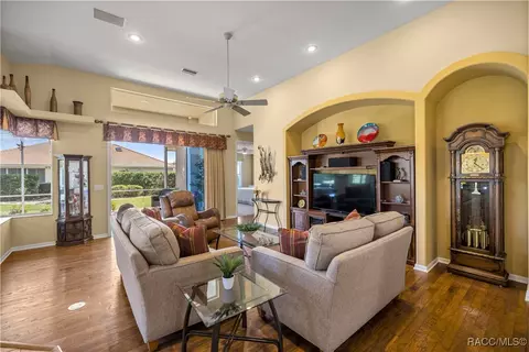 Living - 1527 N Killebrew Pt, Hernando, FL 34442 photo 1 of 3