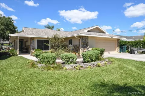 220 SE 2nd Pl, Crystal River, FL 34429