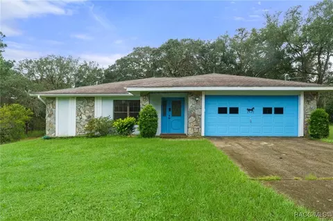 2720 W Elm Blossom St, Beverly Hills, FL 34465