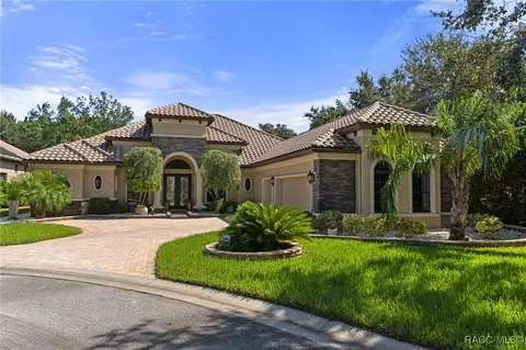 Exterior - 1329 N Bellamy Pt, Hernando, FL 34442 photo 2 of 21