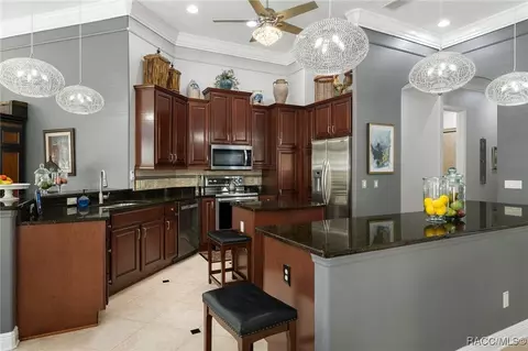 Kitchen - 1329 N Bellamy Pt, Hernando, FL 34442 photo 2 of 7