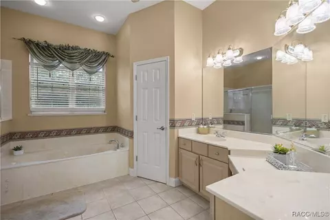 825 SE 36th Ln, Ocala, FL 34471 photo 17