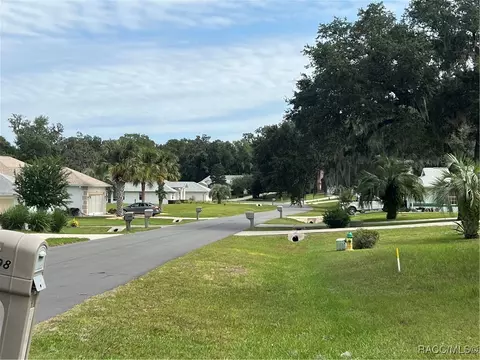 3014 E Brigadoon Ct, Hernando, FL 34442 photo 5