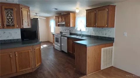 4296 E Texas St, Hernando, FL 34442 photo 4