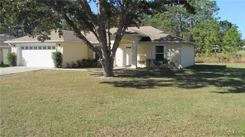 7838 N Janeaux Dr, Citrus Springs, FL 34434