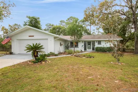 6698 W Oaklawn St, Homosassa, FL 34446