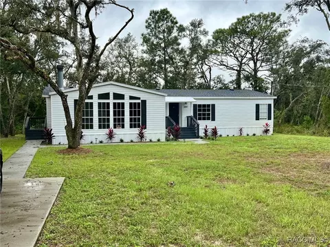 6592 W Park Dr, Homosassa, FL 34446