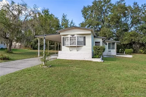 8111 Emerald Ln, Floral City, FL 34436