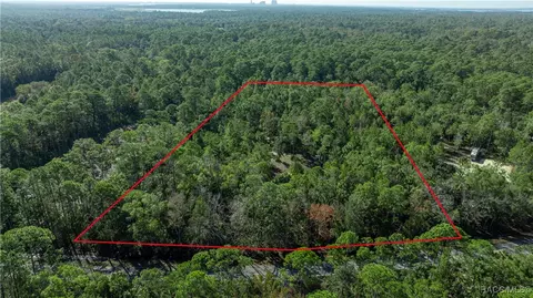 3230 SE 193rd Pl, Yankeetown, FL 34498