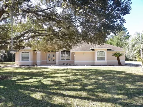 5547 N Rosedale Cir, Beverly Hills, FL 34465