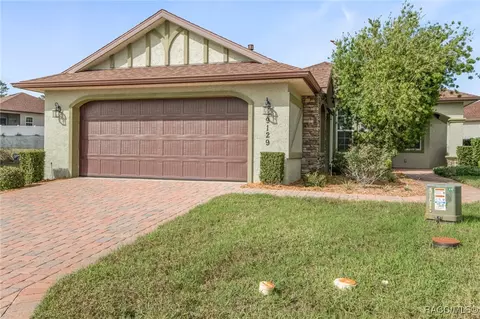 9129 S Deer Park Dr, Homosassa, FL 34446