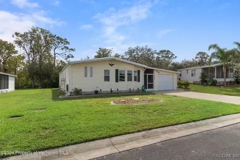 5181 Forest Glenn Dr, Spring Hill, FL 34607