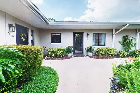 7737 Eureka Dr, Hudson, FL 34667 photo 1