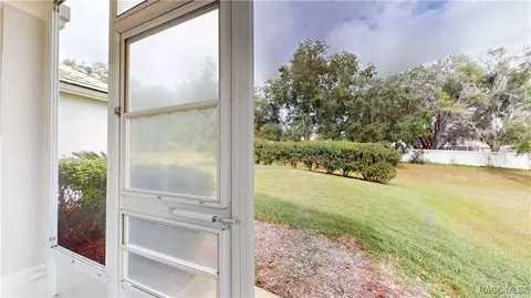 Exterior - 253 W Doerr Path, Hernando, FL 34442 photo 5 of 15