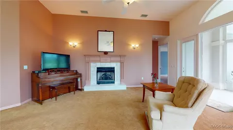 Living - 253 W Doerr Path, Hernando, FL 34442 photo 2 of 2