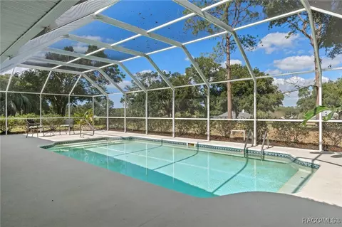 Exterior - 409 E Dakota Ct, Hernando, FL 34442 photo 8 of 21