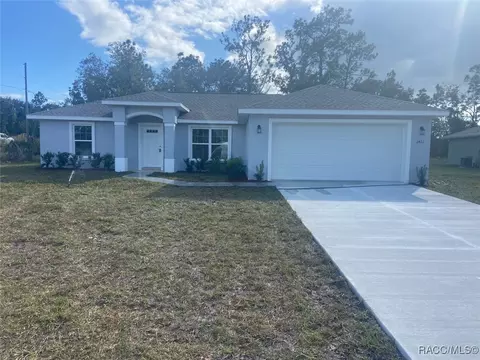 2422 W Pinegrove Dr, Dunnellon, FL 34434