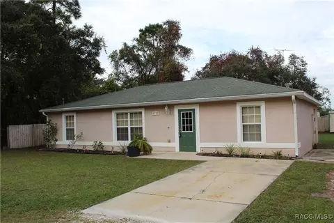 6999 W Merrivale Ln, Homosassa, FL 34446