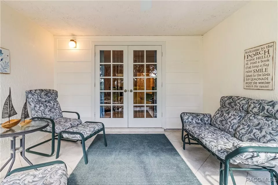Exterior - 600 E Gilchrist Ct #2A, Hernando, FL 34442 photo 5 of 6