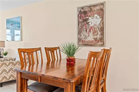 Dining - 600 E Gilchrist Ct #2A, Hernando, FL 34442 photo 1 of 2