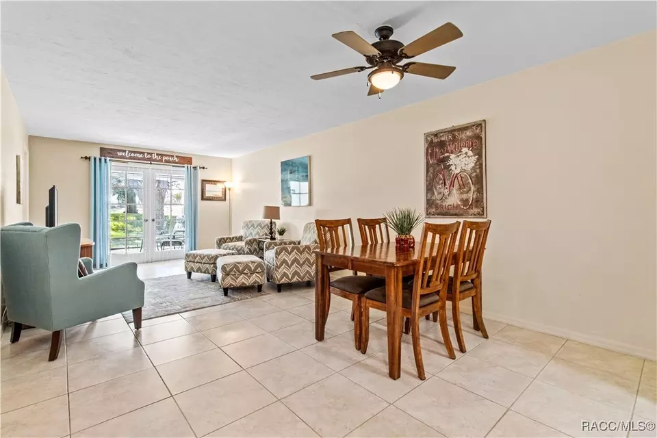 Dining - 600 E Gilchrist Ct #2A, Hernando, FL 34442 photo 2 of 2