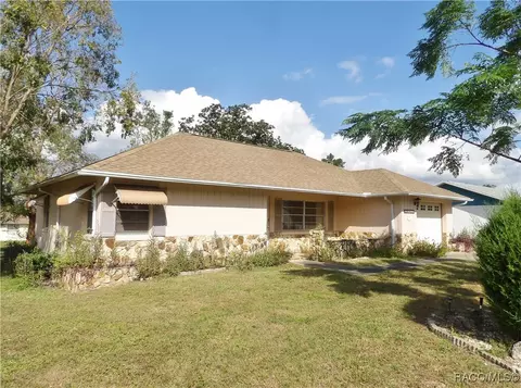 941 W Buttonbush Dr, Beverly Hills, FL 34465