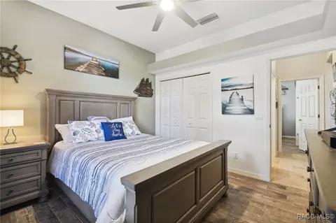 Bedroom - 140 W Doerr Path, Hernando, FL 34442 photo 4 of 9