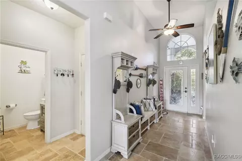 Entry Way - 140 W Doerr Path, Hernando, FL 34442 photo 5 of 10