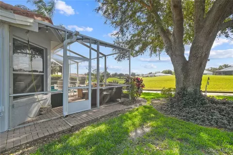 Exterior - 140 W Doerr Path, Hernando, FL 34442 photo 10 of 17