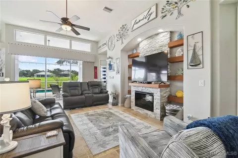 Living - 140 W Doerr Path, Hernando, FL 34442 photo 1 of 2