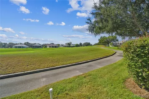 Exterior - 140 W Doerr Path, Hernando, FL 34442 photo 14 of 17