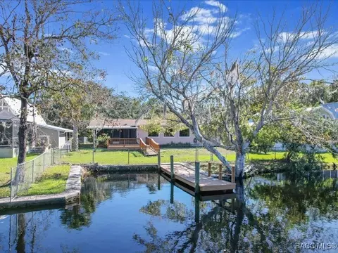 11319 W Pan Ct, Homosassa, FL 34448
