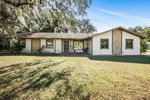 1801 Eden Dr, Inverness, FL 34450