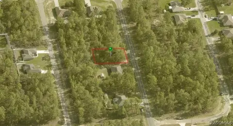 7786 N Santos Dr, Citrus Springs, FL 34434