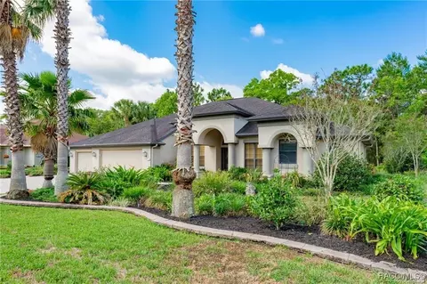 5 Boston Ivy Ct, Homosassa, FL 34446