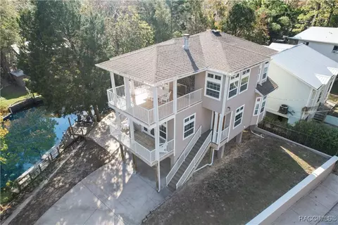 9386 W Bob Ct, Homosassa, FL 34448