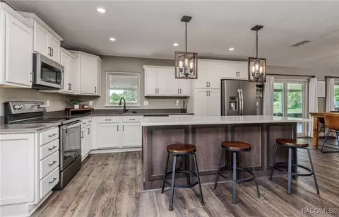 7420 W Golf Club St, Crystal River, FL 34429