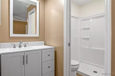 Bath - 5992 E Devon Ln, Inverness, FL 34452 photo 1 of 2