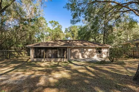 Exterior - 5992 E Devon Ln, Inverness, FL 34452 photo 8 of 10