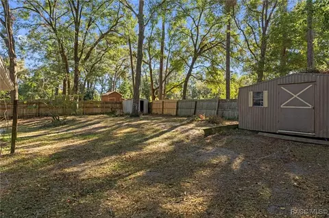 Exterior - 5992 E Devon Ln, Inverness, FL 34452 photo 9 of 10
