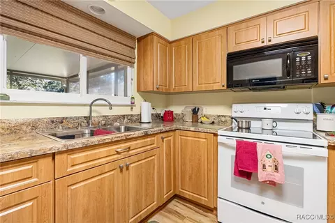 6000 E Dell Ln, Inverness, FL 34452 photo 8