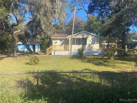 20261 SE 157th Pl, Umatilla, FL 32784