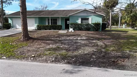 1860 NW 18th Ct, Crystal River, FL 34428