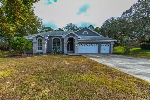 45 N Crystal Meadow Path, Lecanto, FL 34461