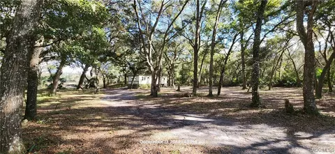 6841 N Heidi Dr, Hernando, FL 34442