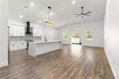 18384 Macek Rd, Weeki Wachee, FL 34614 photo 5
